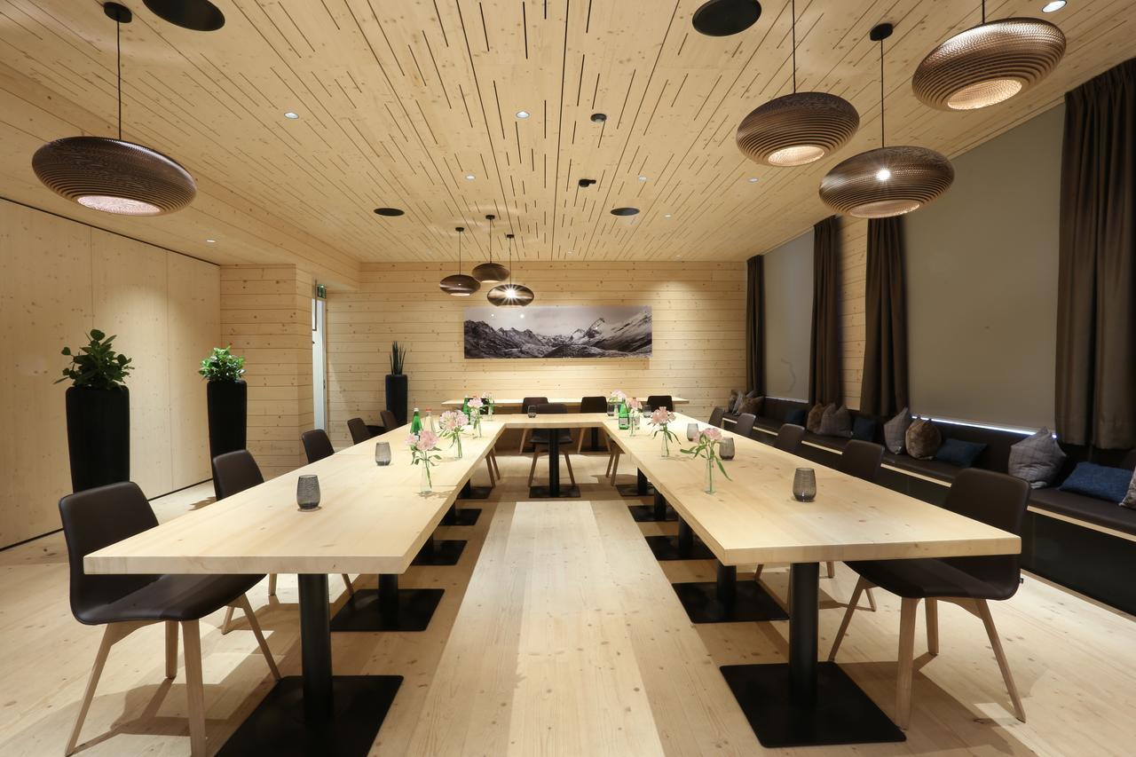 Bever Lodge Экстерьер фото